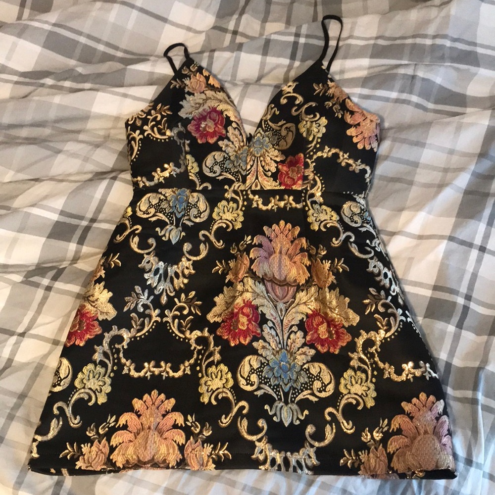 Fashion Nova embroidered sparkle dress vintage L